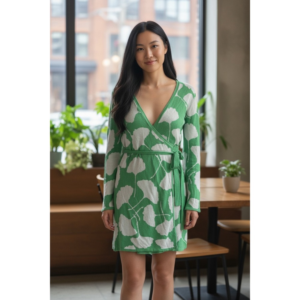 DVF x Target Ginkgo Leaf Print Wrap Dress Green White Casual XS Bohemian